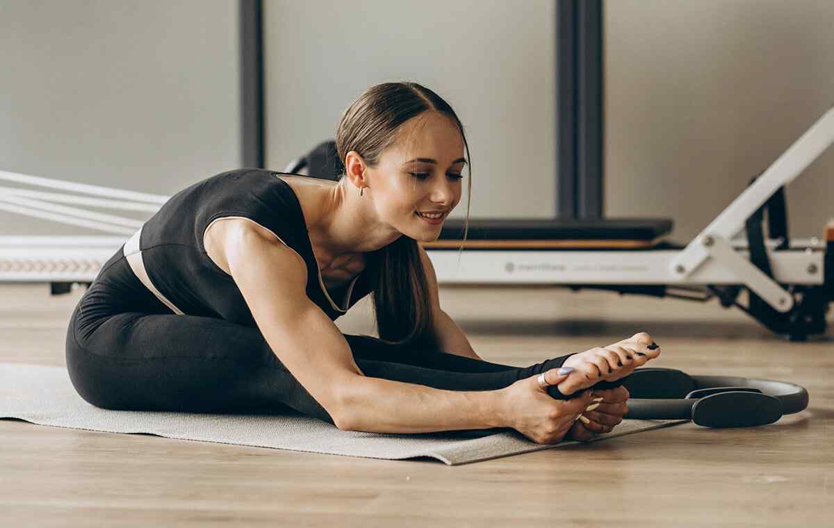 https://feministefitness.ca/wp-content/uploads/2021/07/price_list_image_06.jpg